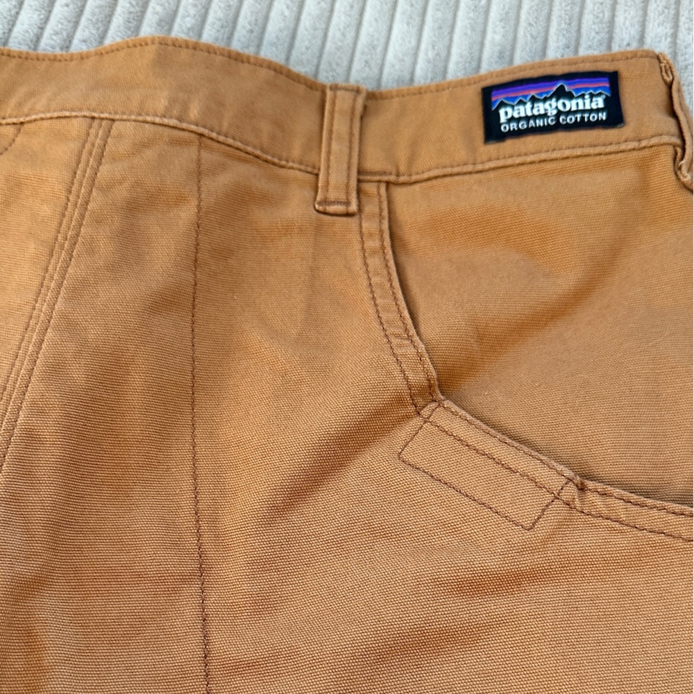 Patagonia Women’s Rust Brown Canvas Standup Shorts - Picture 3 of 6